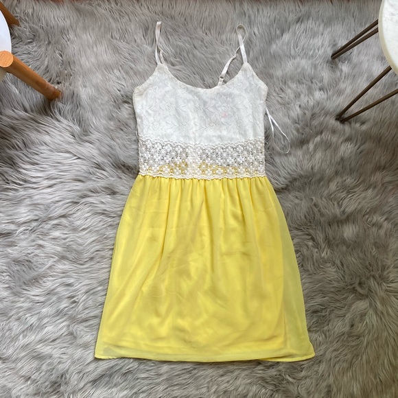 Lace Chiffon Spaghetti Strap Dress - Picture 3 of 6